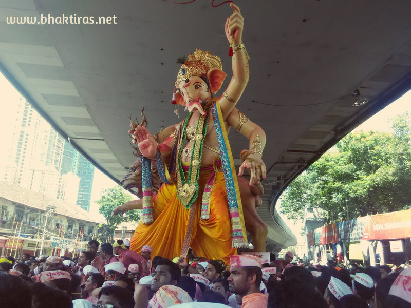 Mumbaicha Raja Visarjan 2015
